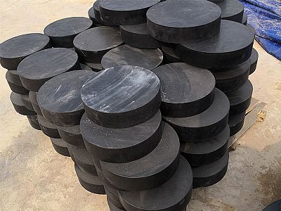 理县板式橡胶支座由若干层橡胶片与薄钢板经加压硫化